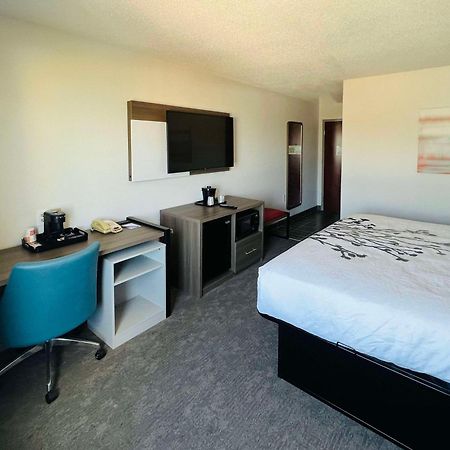 Comfort Inn Emporia Bagian luar foto