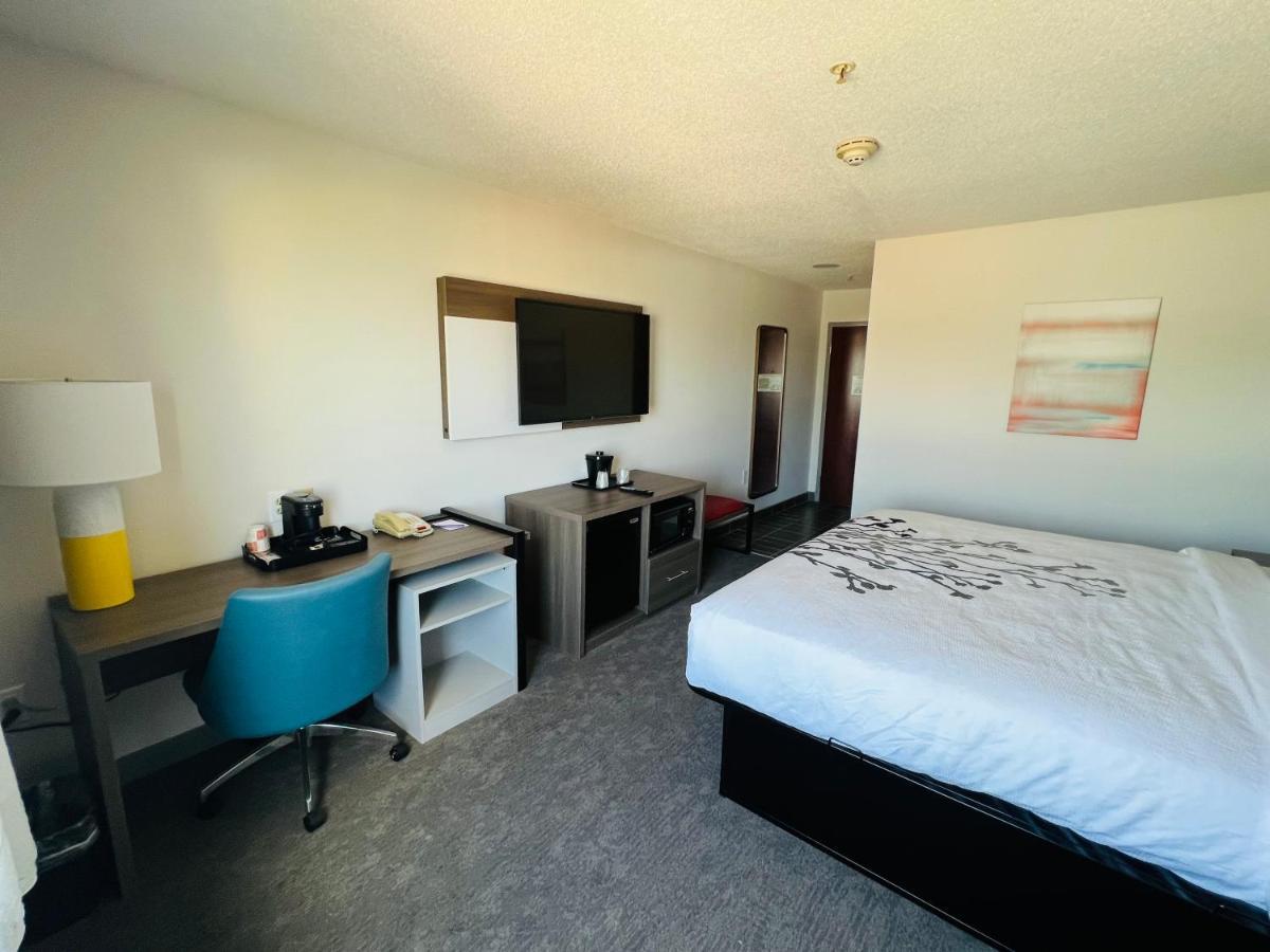 Comfort Inn Emporia Bagian luar foto