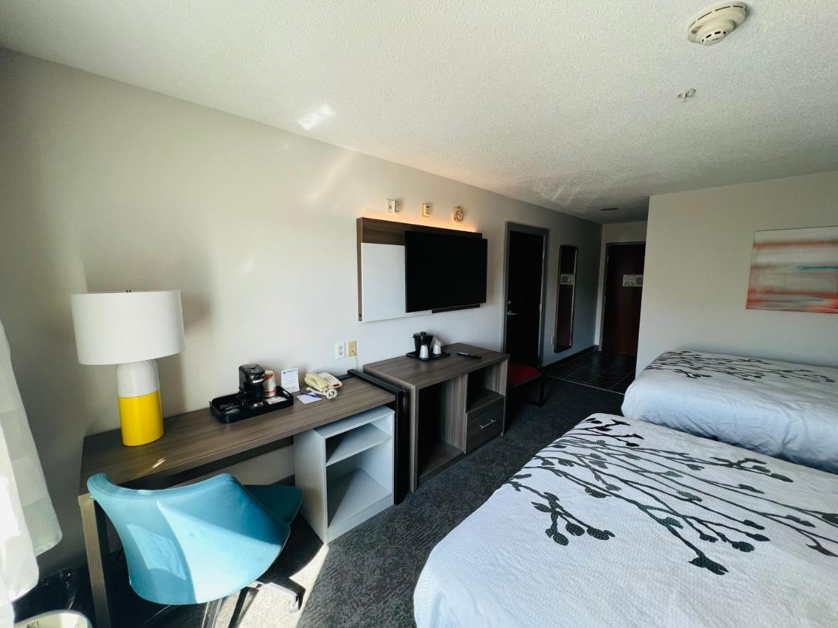 Comfort Inn Emporia Bagian luar foto