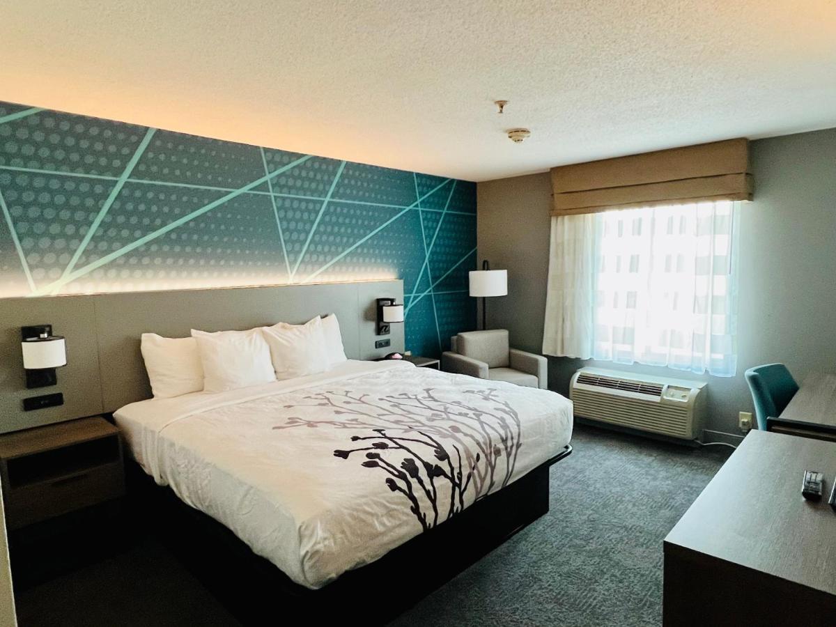 Comfort Inn Emporia Bagian luar foto