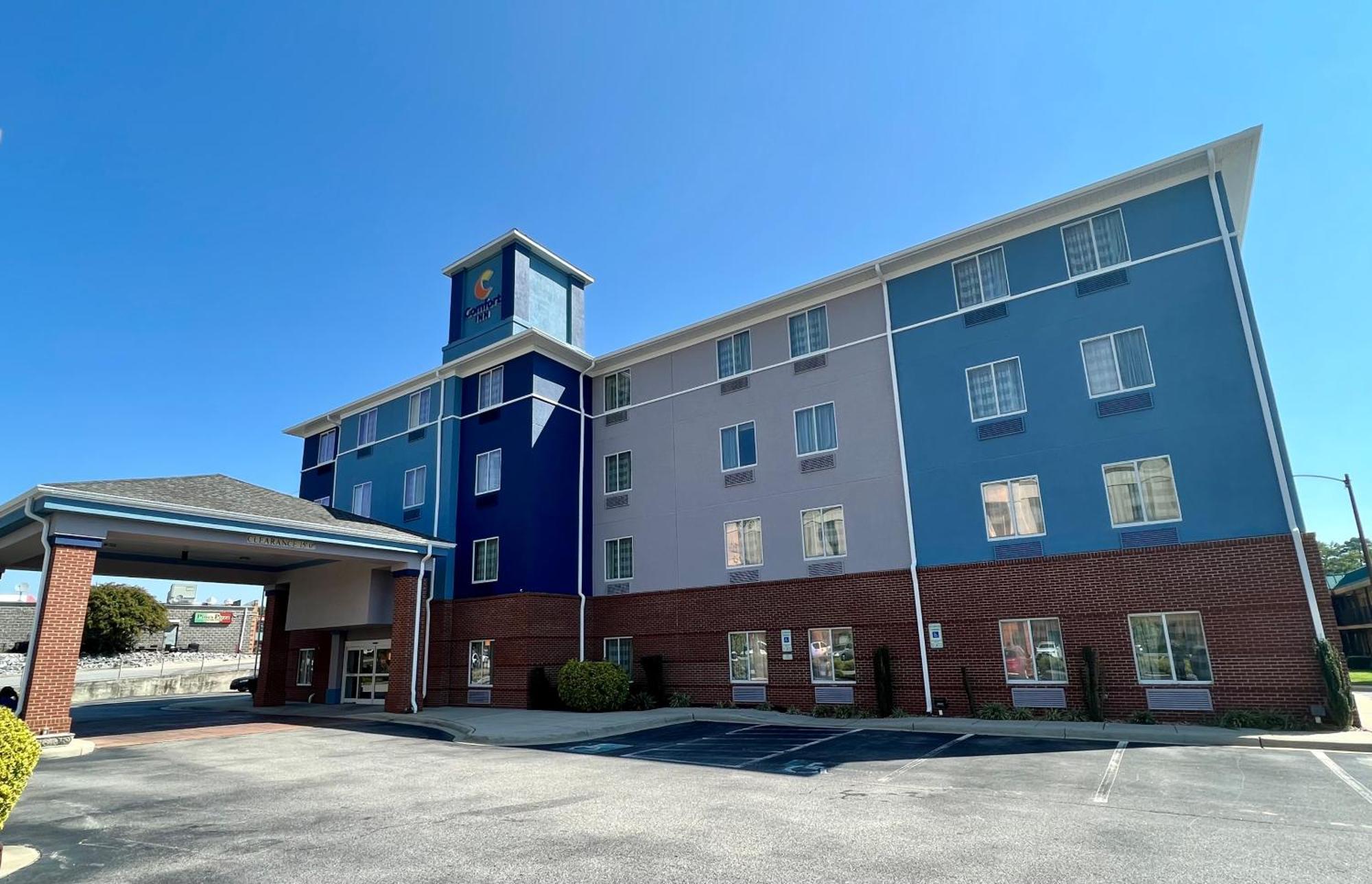 Comfort Inn Emporia Bagian luar foto
