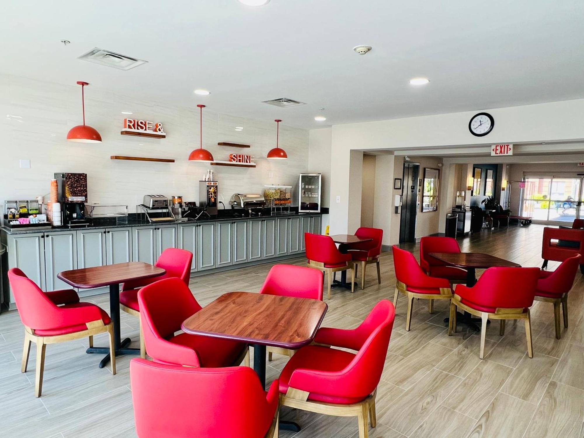 Comfort Inn Emporia Bagian luar foto