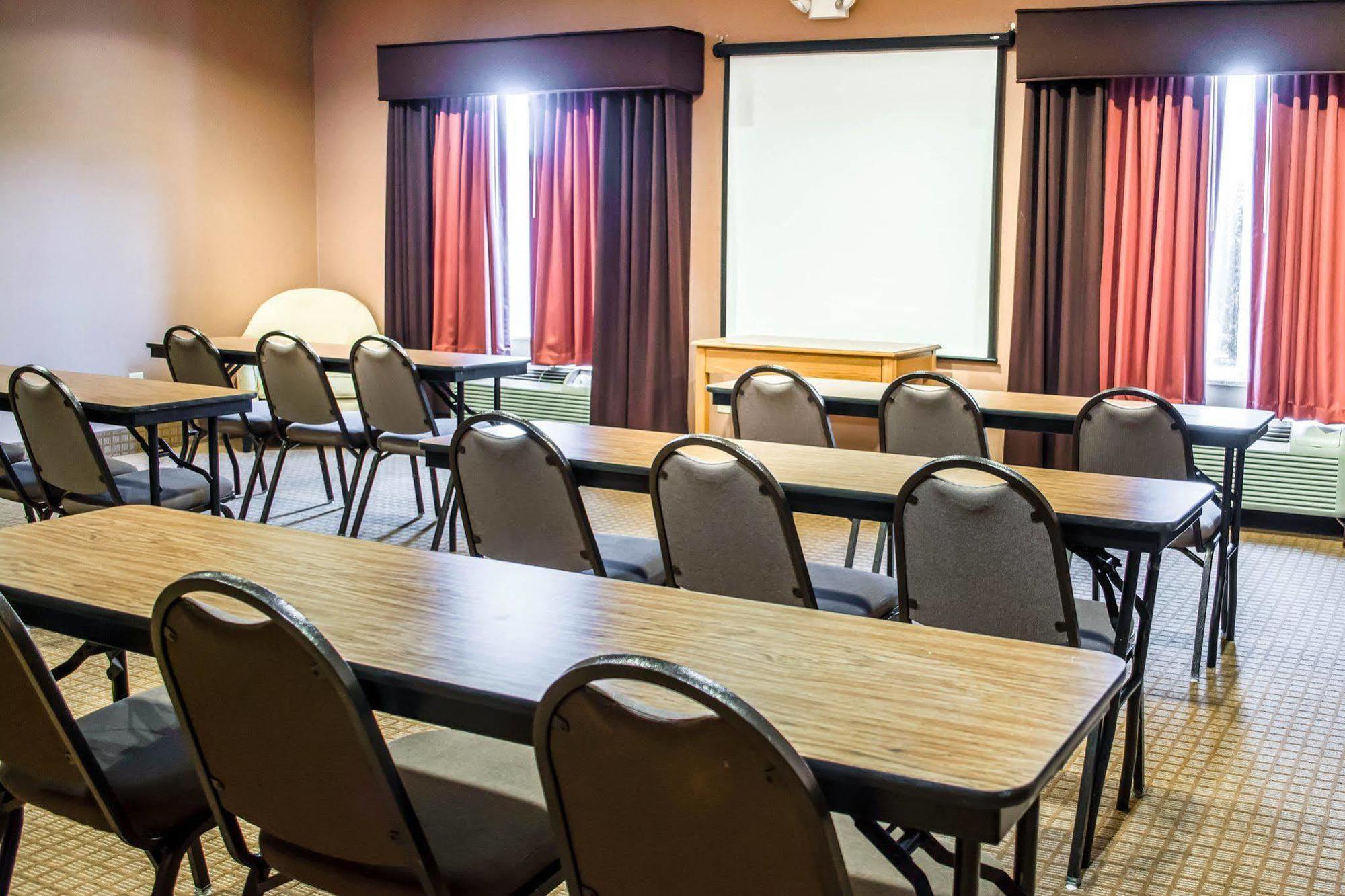 Comfort Inn Emporia Bagian luar foto