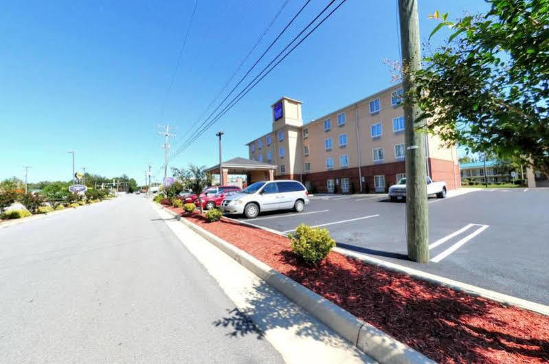 Comfort Inn Emporia Bagian luar foto